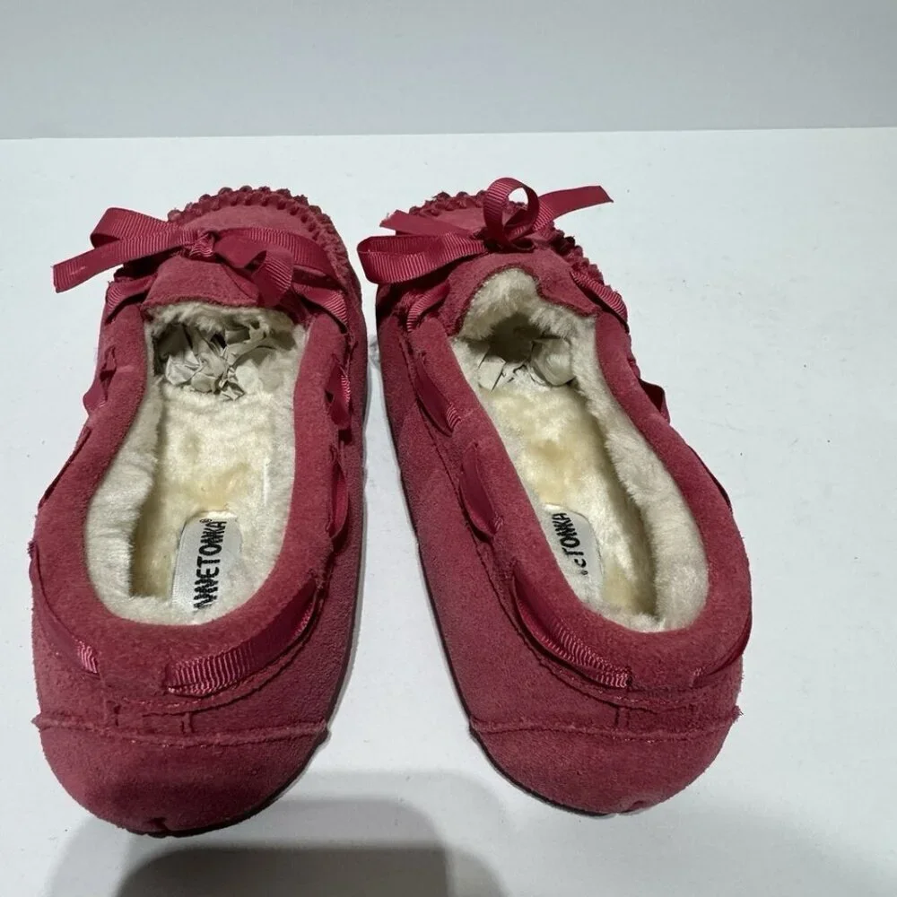 Minnetonka Girls Cassie Moccasin Slippers Size 1 M Big Kid